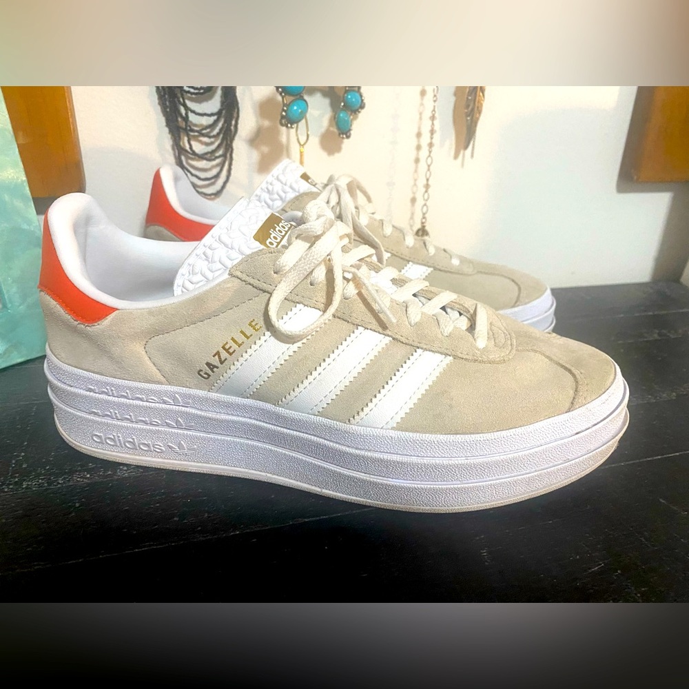 Adidas Platform Gazelles Women’s 8.5 9